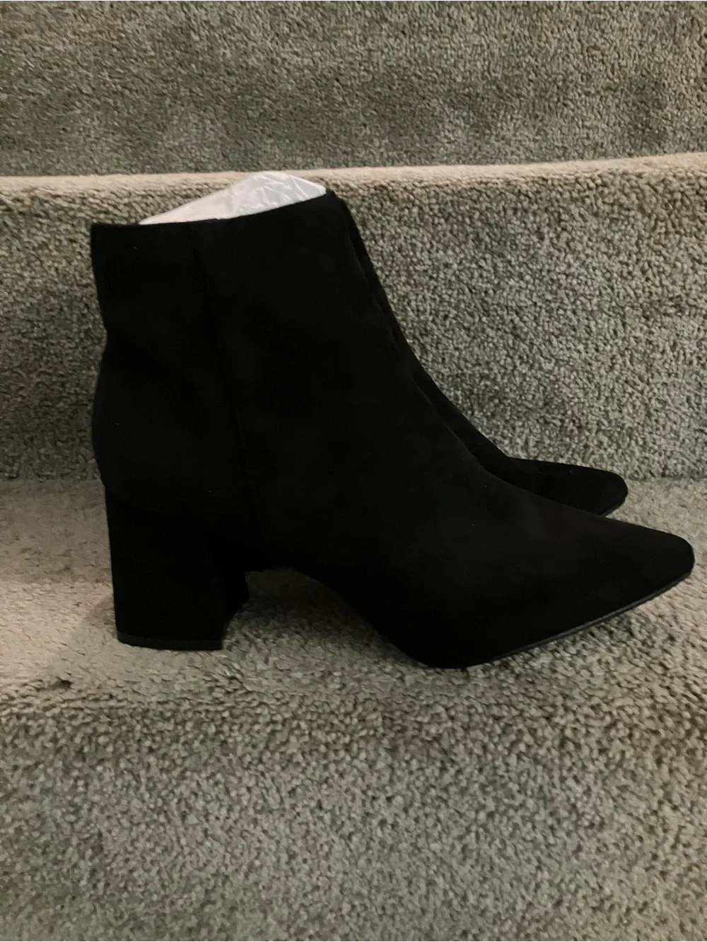 NWB X2B NESSA 1 FAUX SUEDE POINTED TOE BLOCK HEEL ANKLE BOOTS VEGAN SIZE 9